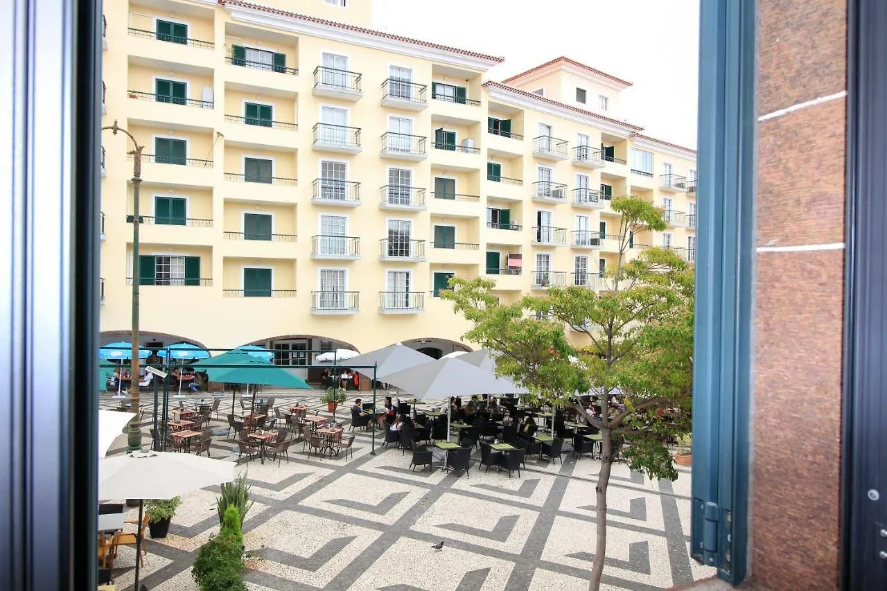 Apartamento Tr3s Qu4rtos Carmo by AnaLodges Funchal