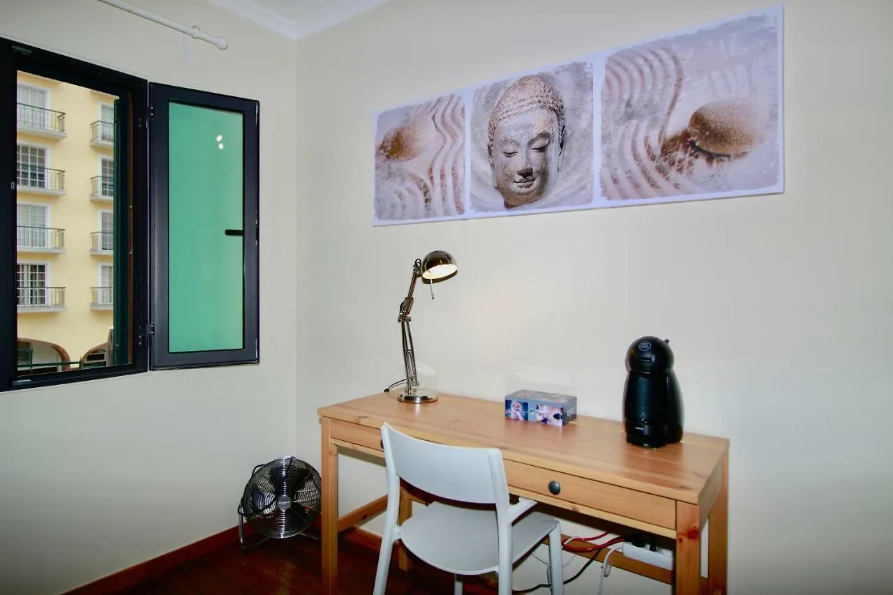 Apartamento Tr3s Qu4rtos Carmo by AnaLodges Funchal