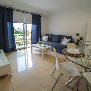 https://marte-universo-vacacional.in-canary-islands.com
